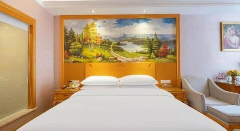 Bed in Vienna Hotel Guangdong Dongguan Chengnan Station