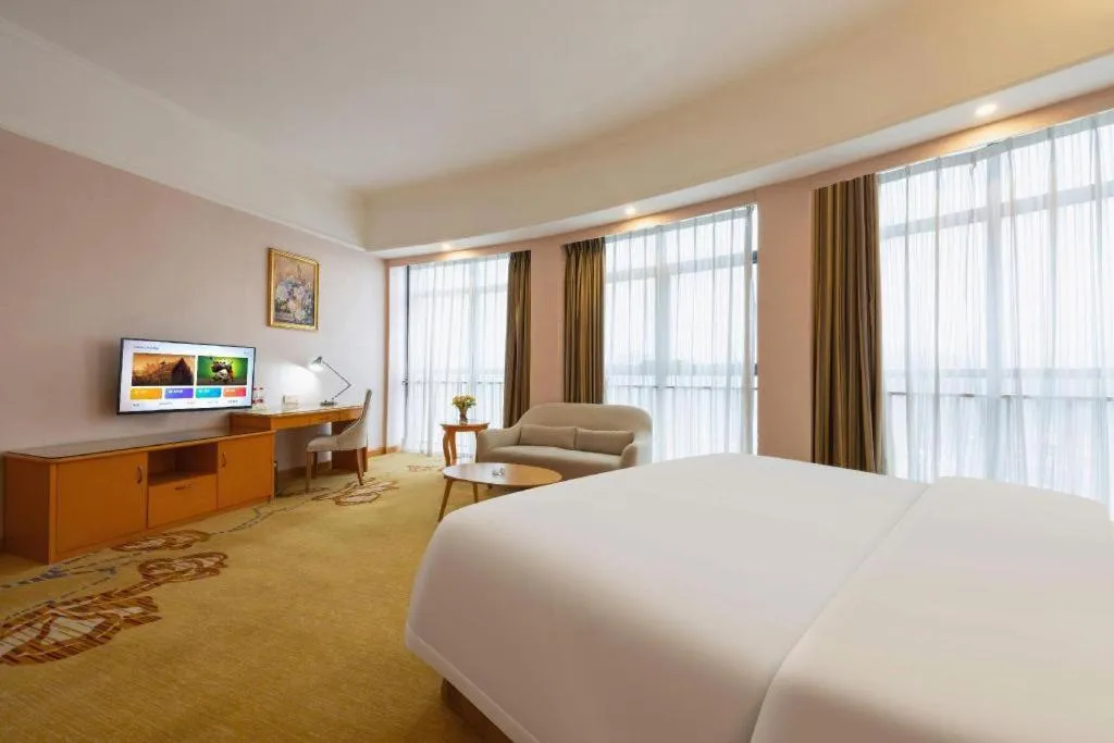 Bed in Vienna Hotel Guangdong Dongguan Chengnan Station