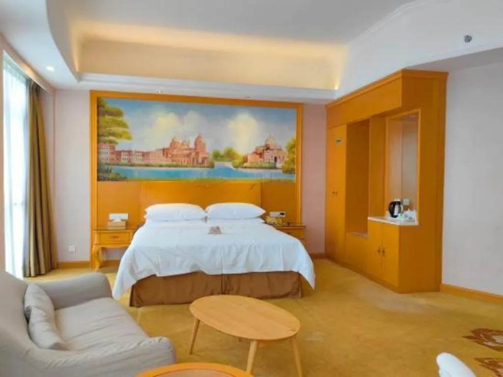 Bed in Vienna Hotel Guangdong Dongguan Chengnan Station