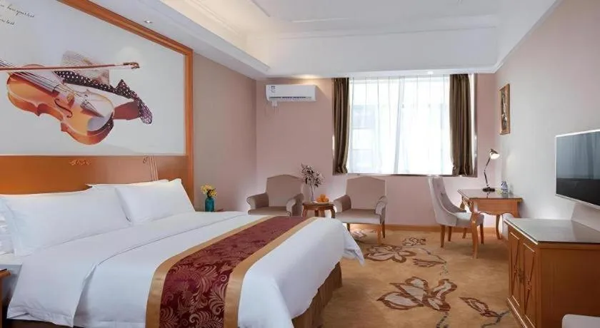 Bed in Vienna Hotel Guangdong Dongguan Chengnan Station