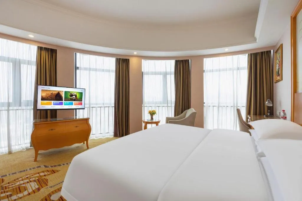 Bed in Vienna Hotel Guangdong Dongguan Chengnan Station