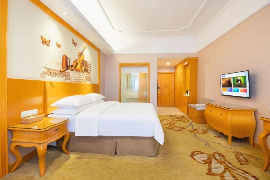 Bed in Vienna Hotel Guangdong Dongguan Chengnan Station