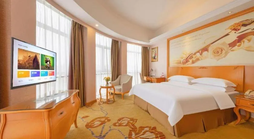 Bed in Vienna Hotel Guangdong Dongguan Chengnan Station