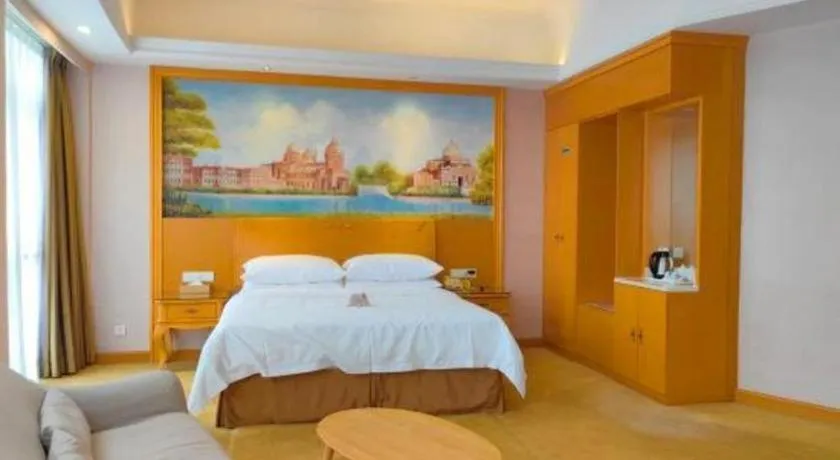 Bed in Vienna Hotel Guangdong Dongguan Chengnan Station