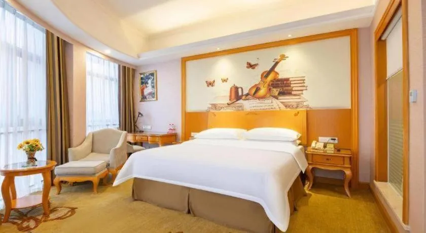 Bed in Vienna Hotel Guangdong Dongguan Chengnan Station