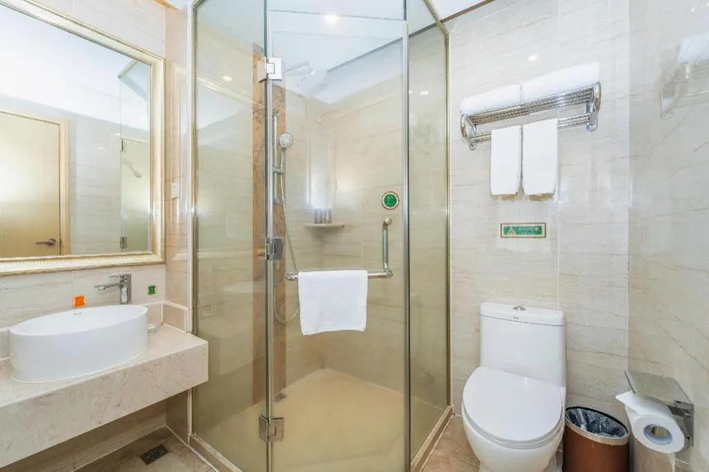 Vienna Hotel Guangzhou Huadu Financial Center Sunac Amusement Park