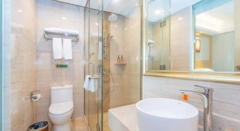 Vienna Hotel Guangzhou Huadu Financial Center Sunac Amusement Park