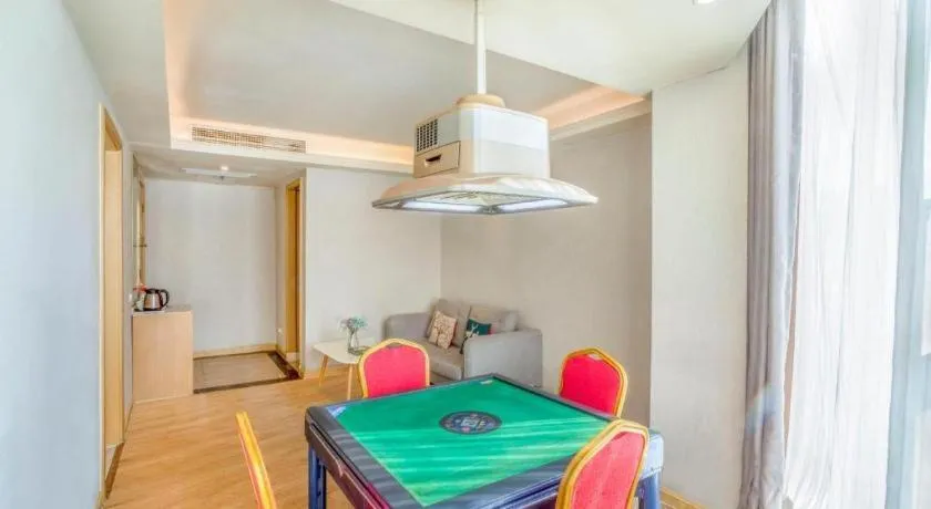 Vienna Hotel Guangzhou Huadu Financial Center Sunac Amusement Park