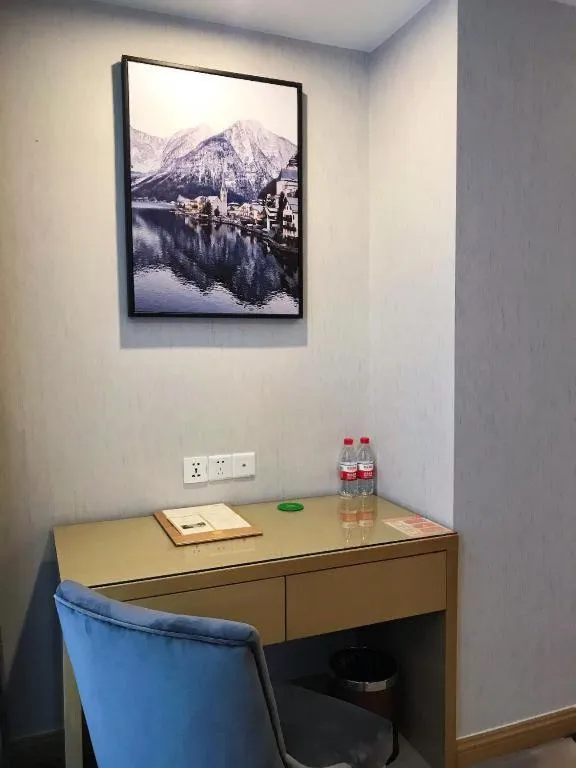 Vienna Hotel Guangzhou Huadu Financial Center Sunac Amusement Park