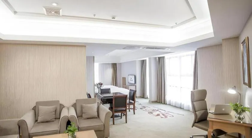 Vienna Hotel Jiangsu Kunshan Changjiang North Road Fenghuangcheng