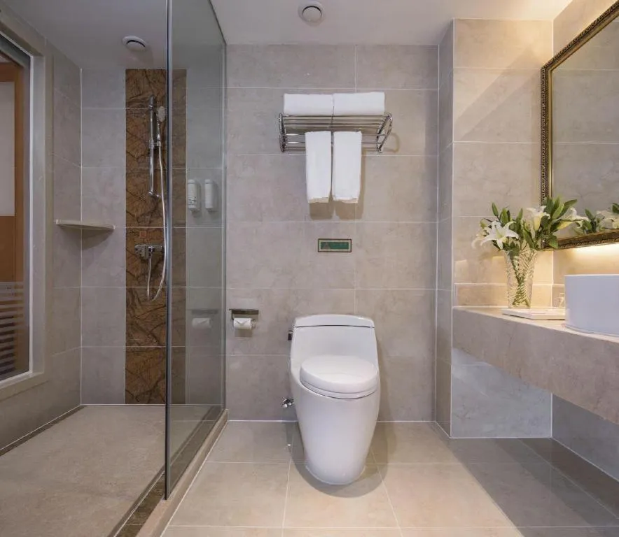 Vienna Hotel Guiyang North Station Dream City