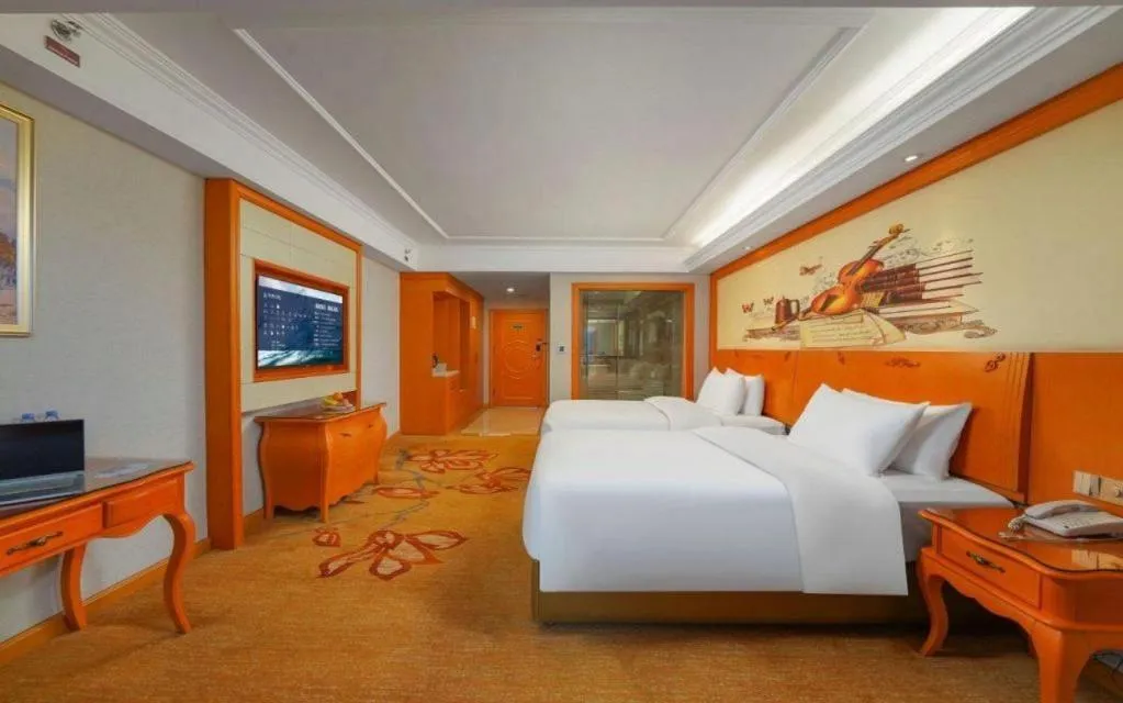 Bed in Vienna Hotel Guiyang North Station Dream City