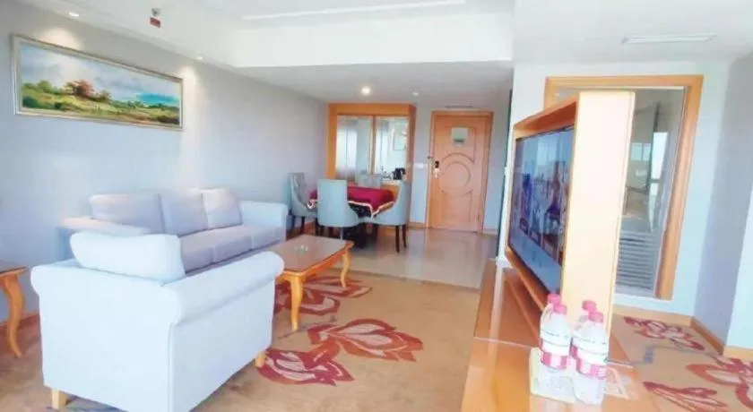 Vienna Hotel Guiyang North Station Dream City