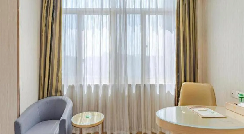 Vienna Hotel Anhui Huainan Shou County South Gate of Ancient Town Jinrun Central City