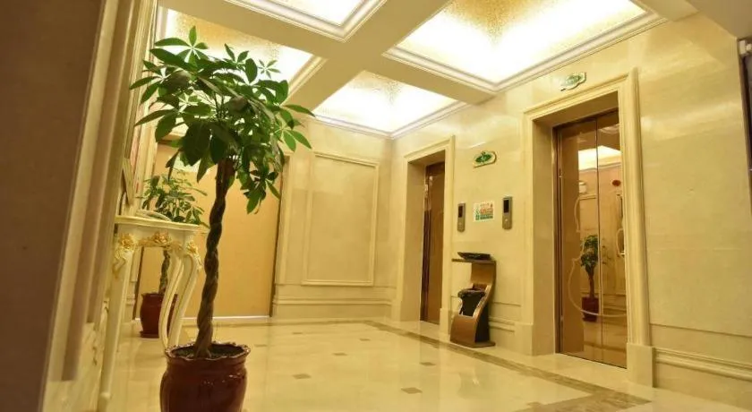 Vienna Hotel Anhui Huainan Shou County South Gate of Ancient Town Jinrun Central City