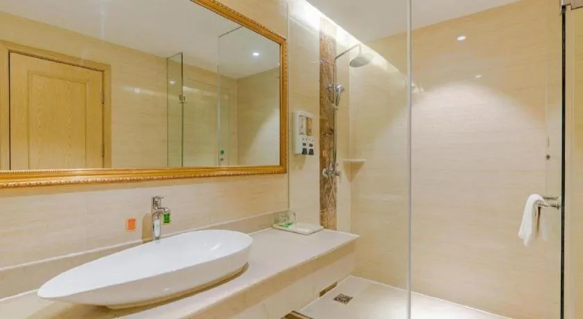 Vienna Hotel Anhui Huainan Shou County South Gate of Ancient Town Jinrun Central City