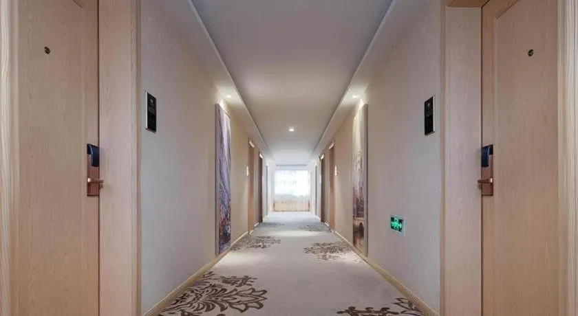 Vienna Hotel Anhui Huainan Shou County South Gate of Ancient Town Jinrun Central City