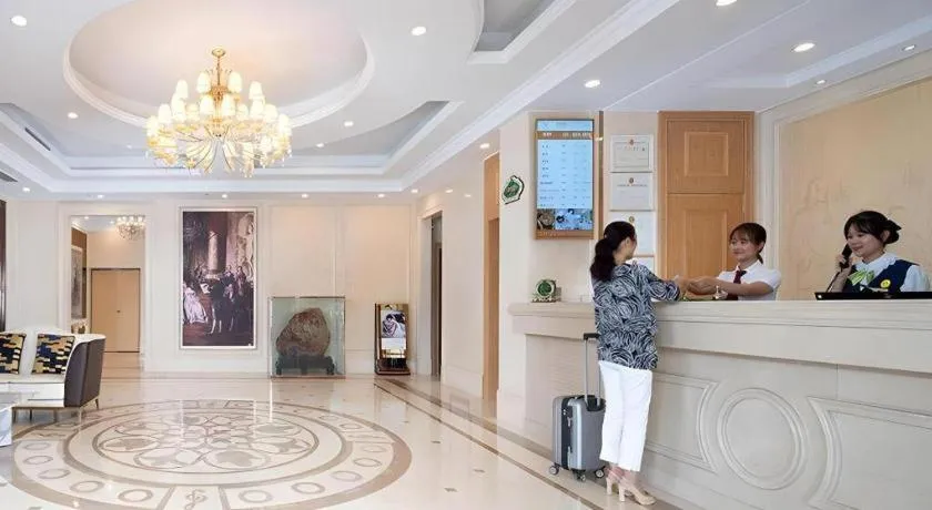 Vienna Hotel Anhui Huainan Shou County South Gate of Ancient Town Jinrun Central City