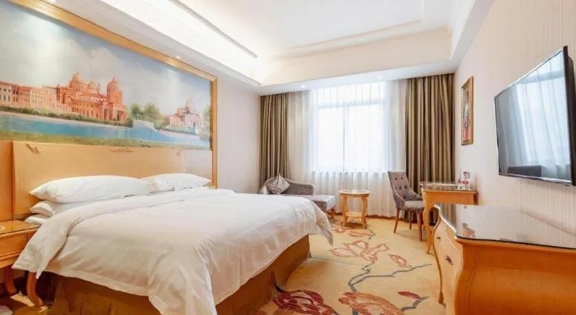 Bed in Vienna Hotel Changsha Yanghu Hanpu