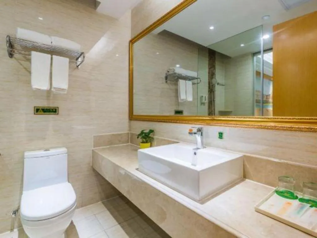 Vienna Hotel Guangdong Meizhou Fengshun