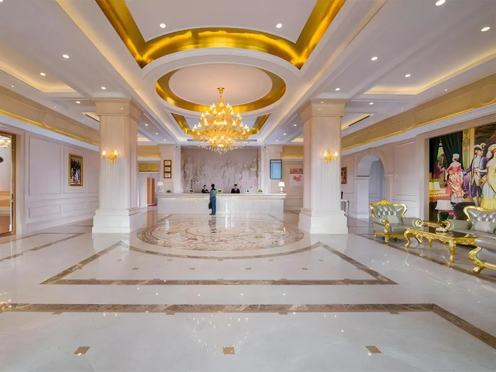 Vienna Hotel Guangdong Meizhou Fengshun