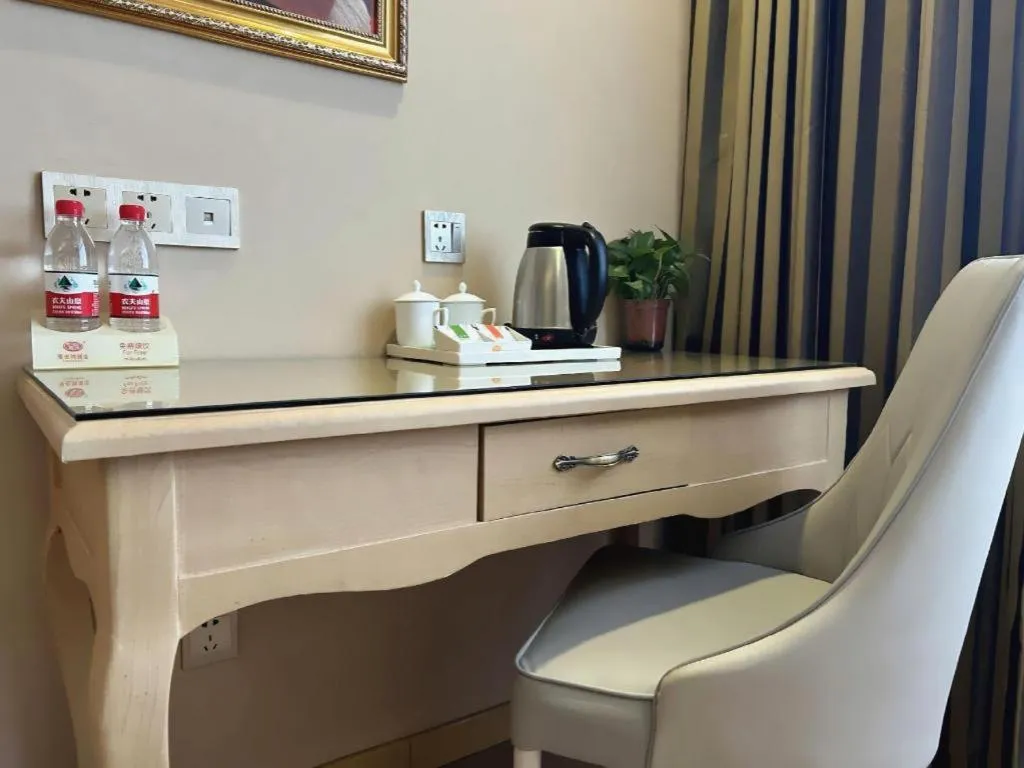 Vienna Hotel Hubei Xiaogan Beijing Road