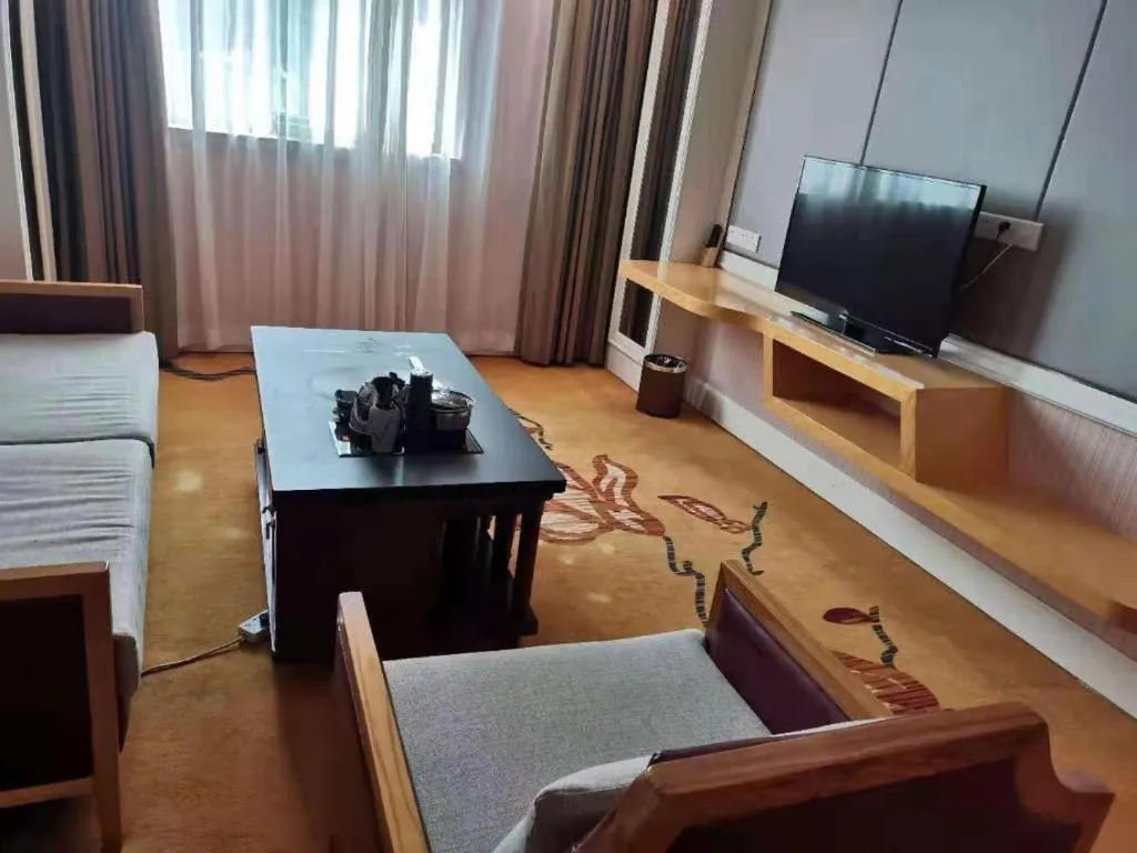 Vienna Hotel Guangdong Huiyang Qiuchang Yingbin Road