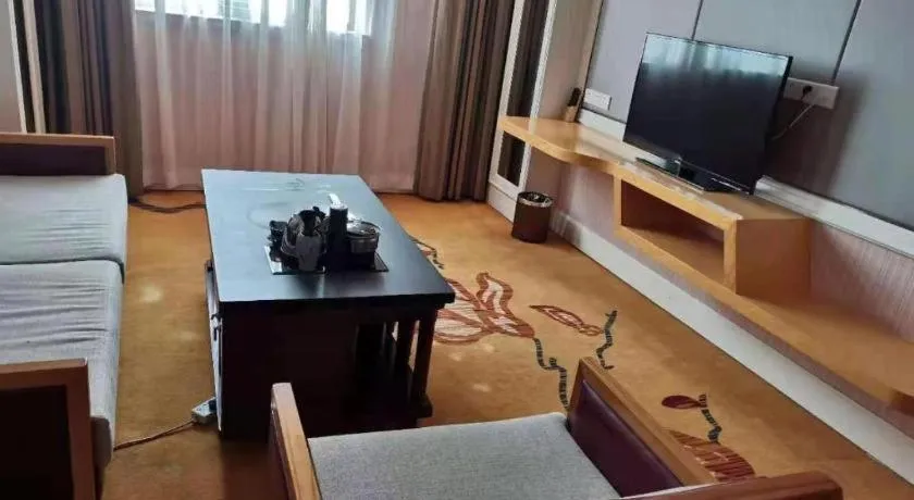 Vienna Hotel Guangdong Huiyang Qiuchang Yingbin Road