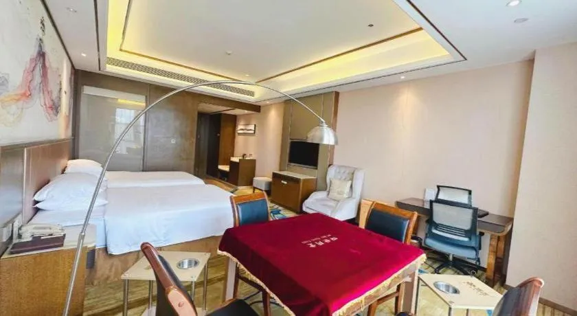Bed in Venus Royal Hotel Nanning East High-Speed Railway Station