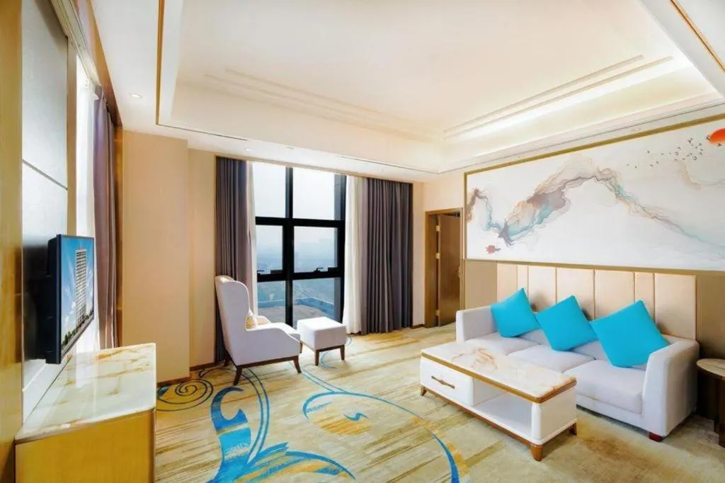 Bed in Venus Royal Hotel Nanning East High-Speed Railway Station