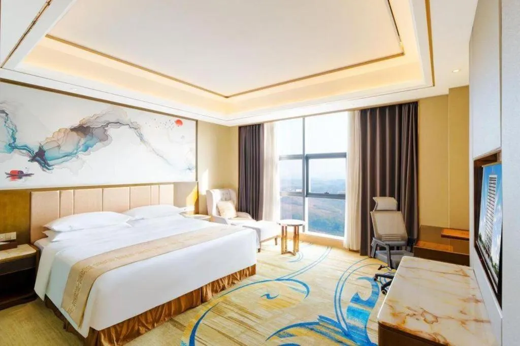 Bed in Venus Royal Hotel Nanning East High-Speed Railway Station