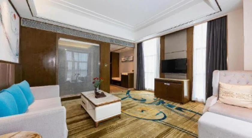 Venus Royal Hotel Nanning East High-Speed Railway Station