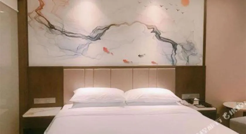 Bed in Venus Royal Hotel Nanning East High-Speed Railway Station