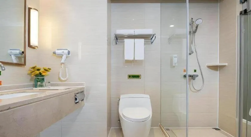 Vienna Hotel Shaanxi Weinan Shengli Street Railway Station