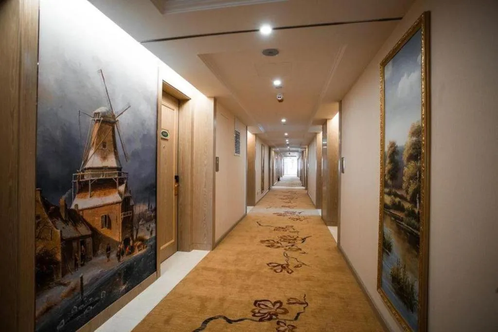 Vienna Hotel Shaanxi Weinan Shengli Street Railway Station