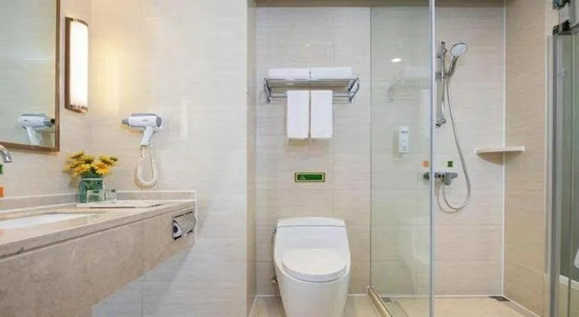 Vienna Hotel Shaanxi Weinan Shengli Street Railway Station