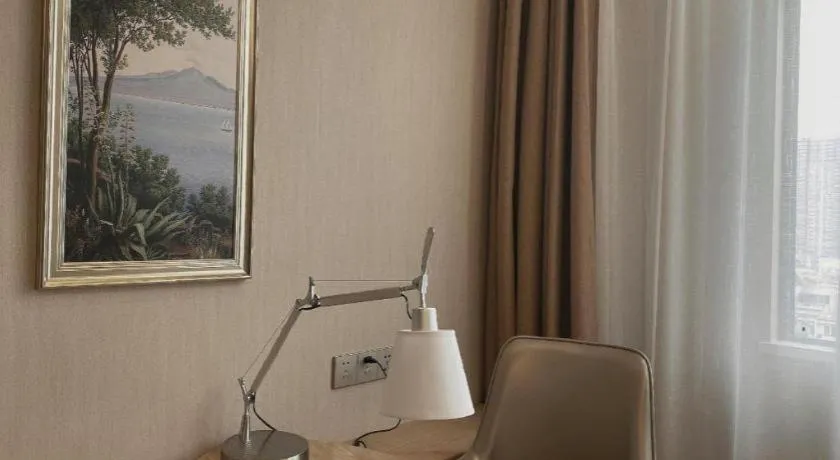 Vienna Hotel Shaanxi Weinan Shengli Street Railway Station