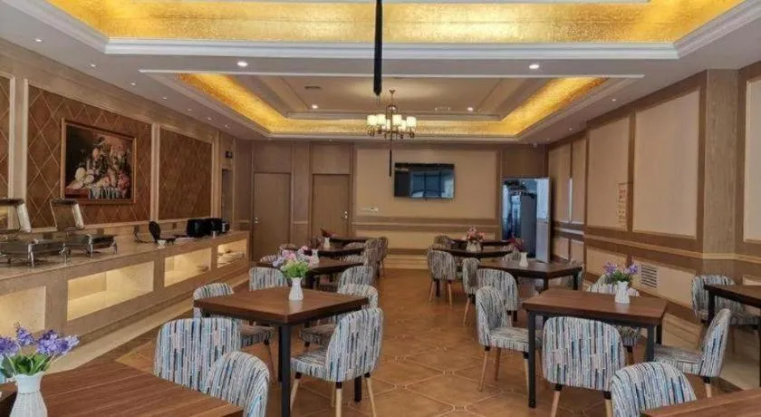 Vienna Hotel Shaanxi Weinan Shengli Street Railway Station