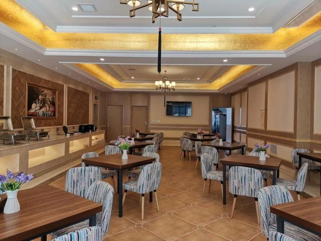 Vienna Hotel Shaanxi Weinan Shengli Street Railway Station