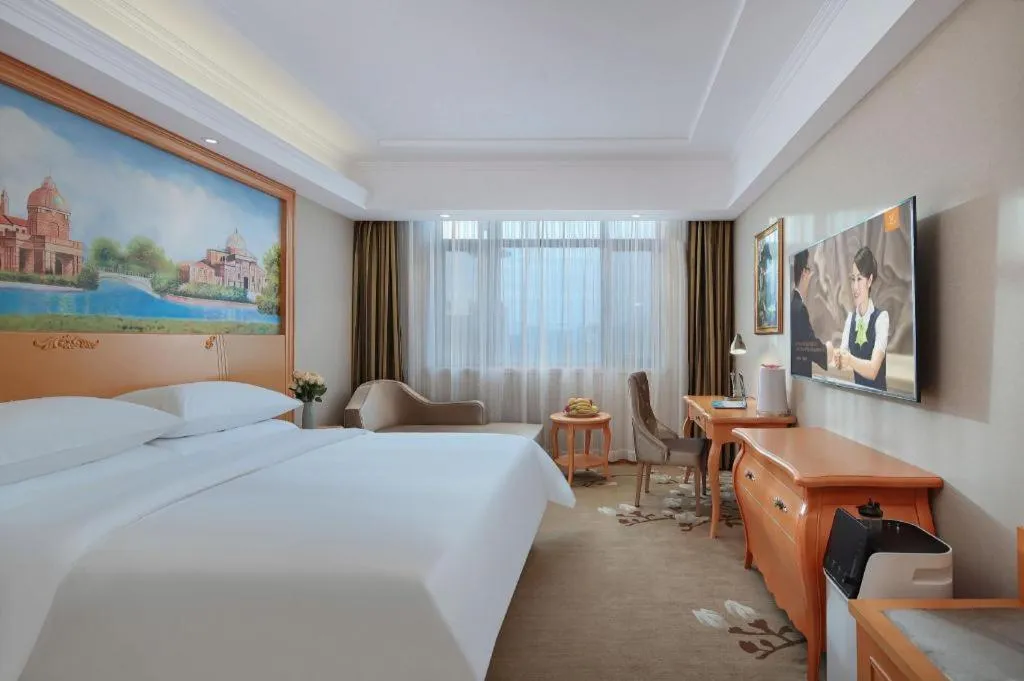 Bed in Vienna Hotel Qinghai Dachaidan