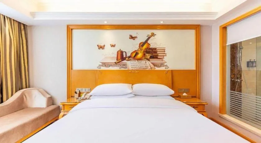 Bed in Vienna Hotel Qinghai Dachaidan