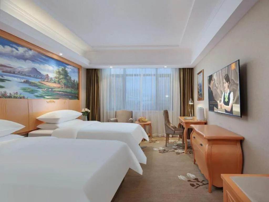 Bed in Vienna Hotel Qinghai Dachaidan