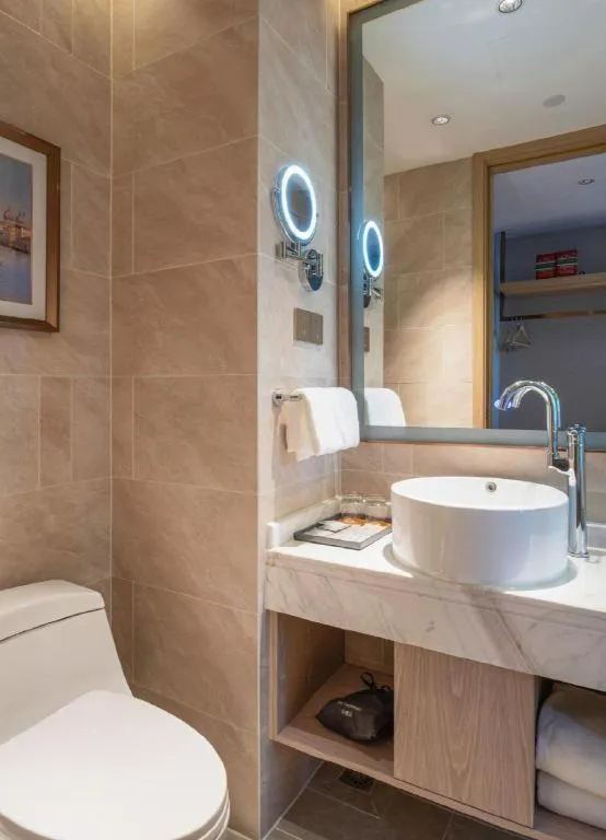 Vienna Hotel Hangzhou East Railway Station West Square