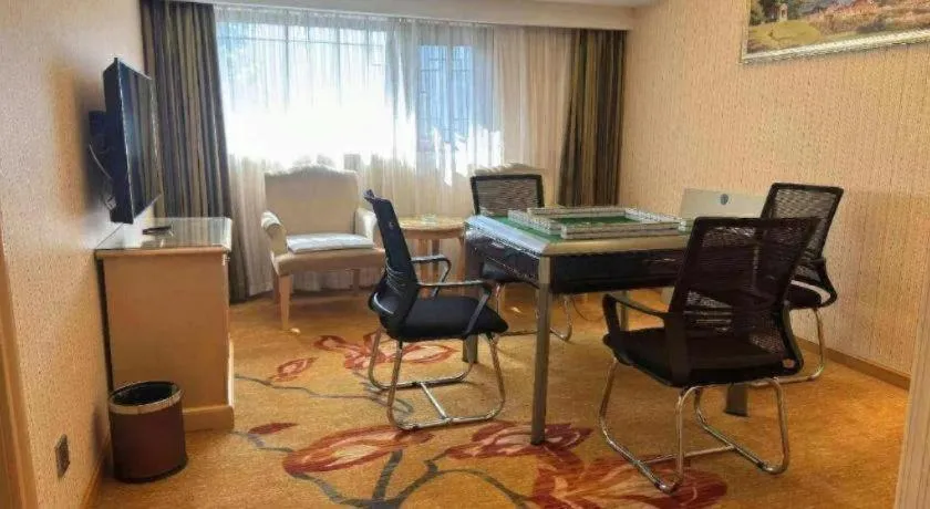 Vienna Hotel Hunan Jishou Fenghuang Ancient City