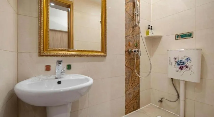 Vienna Hotel Hunan Jishou Fenghuang Ancient City