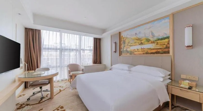 Bed in Vienna Hotel Guangdong Shantou Chaoyang Heping