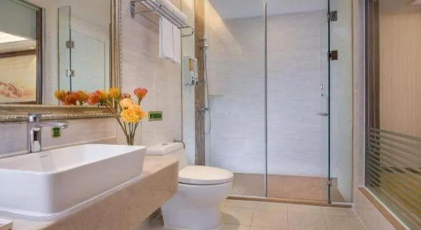 Vienna Hotel Guangdong Zhongshan Ancient Town Lighting Expo Center