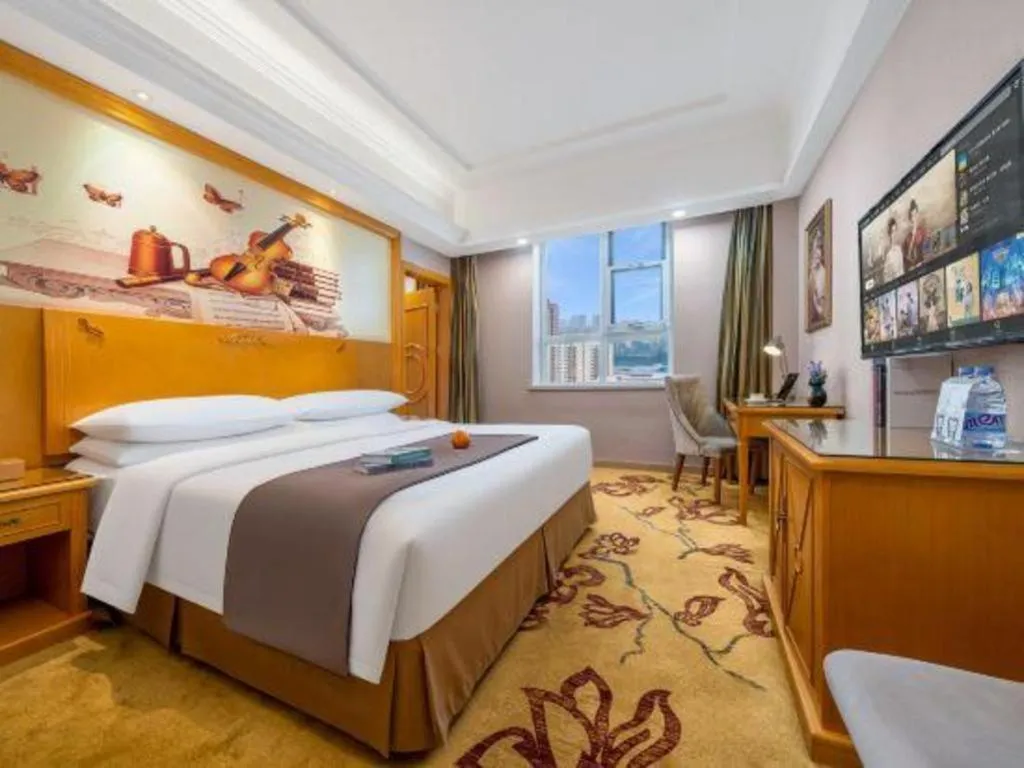 Bed in Vienna Hotel Tianjin Zhongbei Town