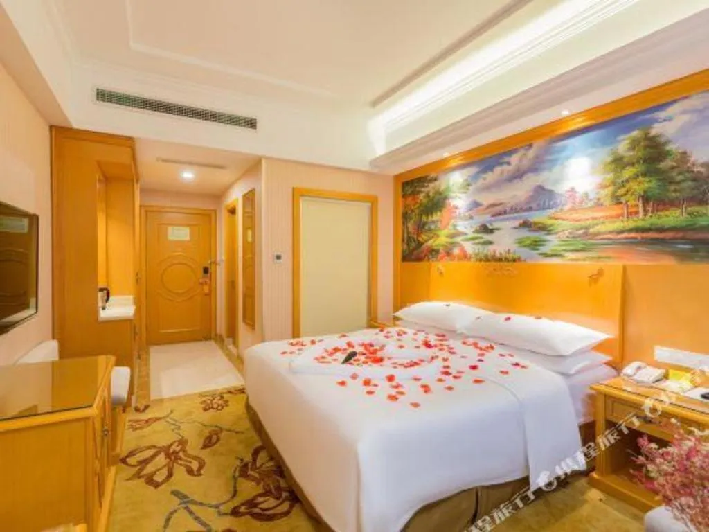 Bed in Vienna Hotel Tianjin Zhongbei Town