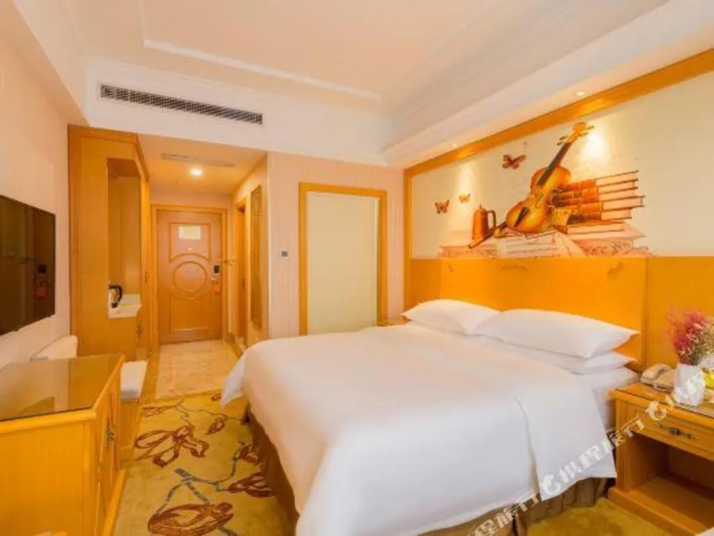 Bed in Vienna Hotel Tianjin Zhongbei Town